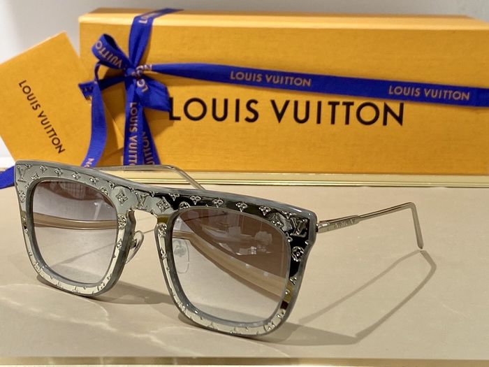 Louis Vuitton Sunglasses Top Quality LVS00010